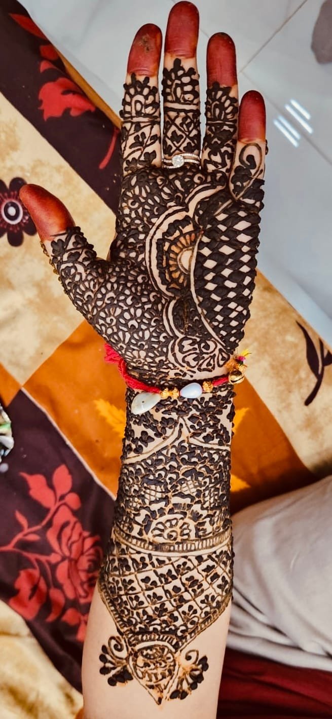 Full Hand Mehndi Design: A Symbol of Elegance and Tradition 2 full hand mehndi design 03